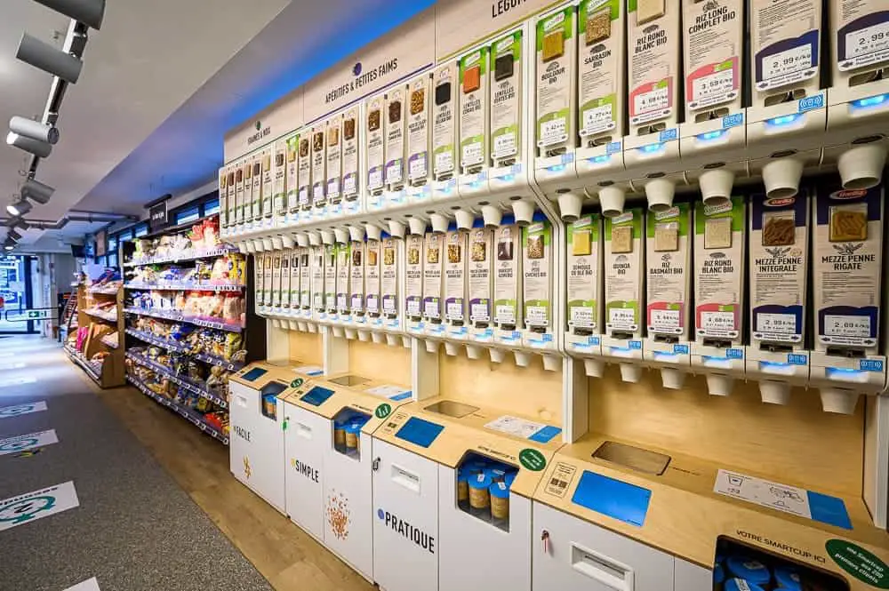 Distributeur pour les produits vrac avec puce connectée.